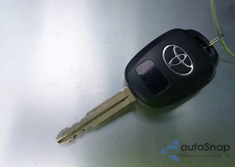 2015 Toyota Corolla Le z USA, uszkodzony, nr VIN 2T1BURHE3FC468305